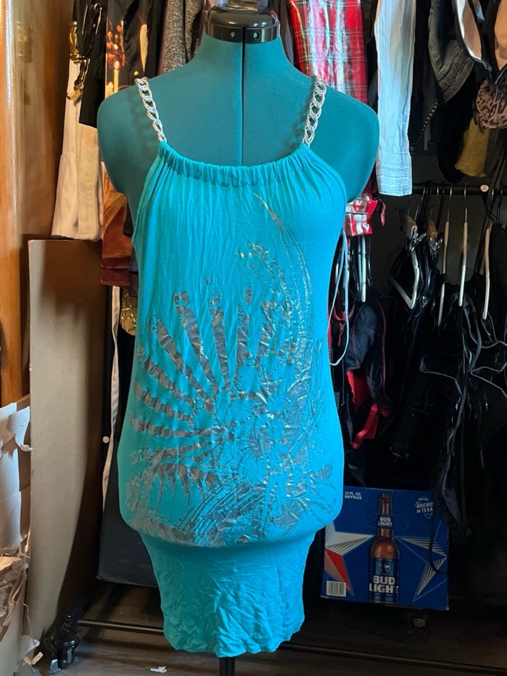 Turquoise Chain-Shoulder Tank Top with Silver Foil Design